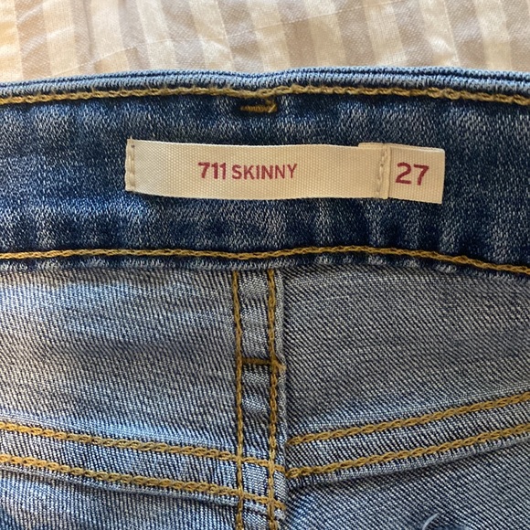 LEVIS 711 Skinny - Picture 3 of 3